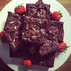 Some say they're the fudgiest brownies in town. Find out for yourself with our gluten-free chocolate brownie mix.