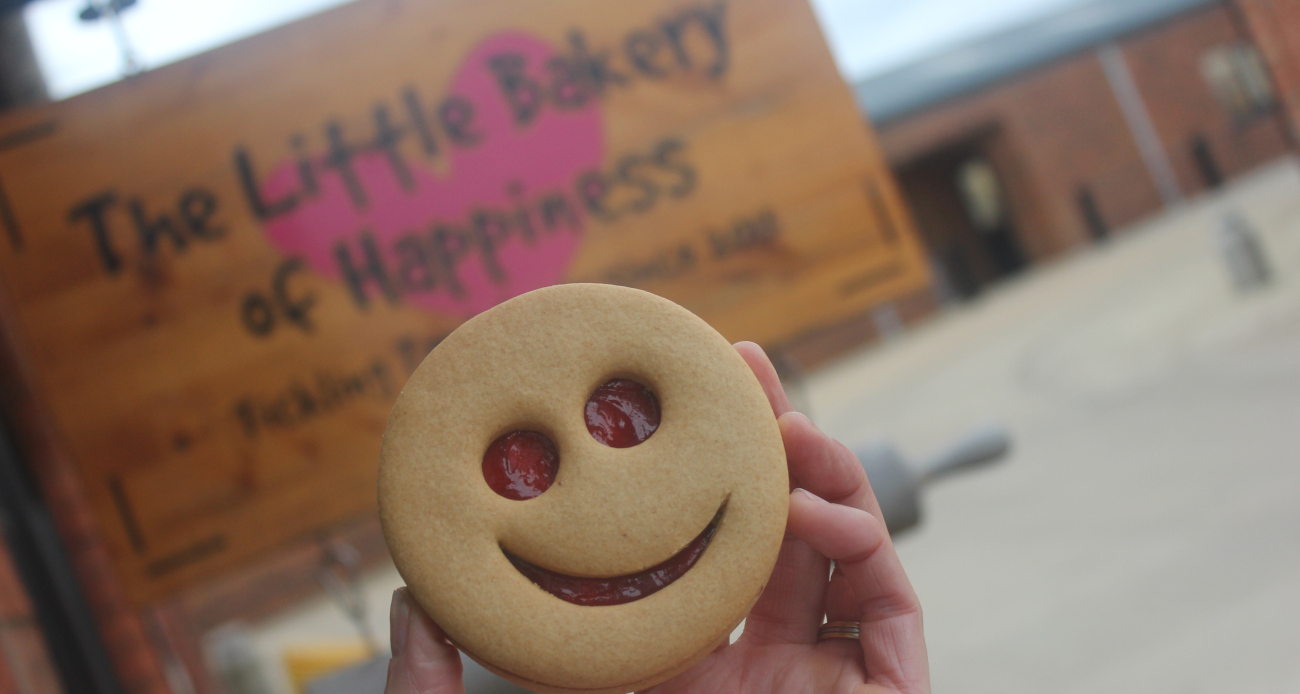 CALL | TEXT | WHATSAPP | 07855 301975