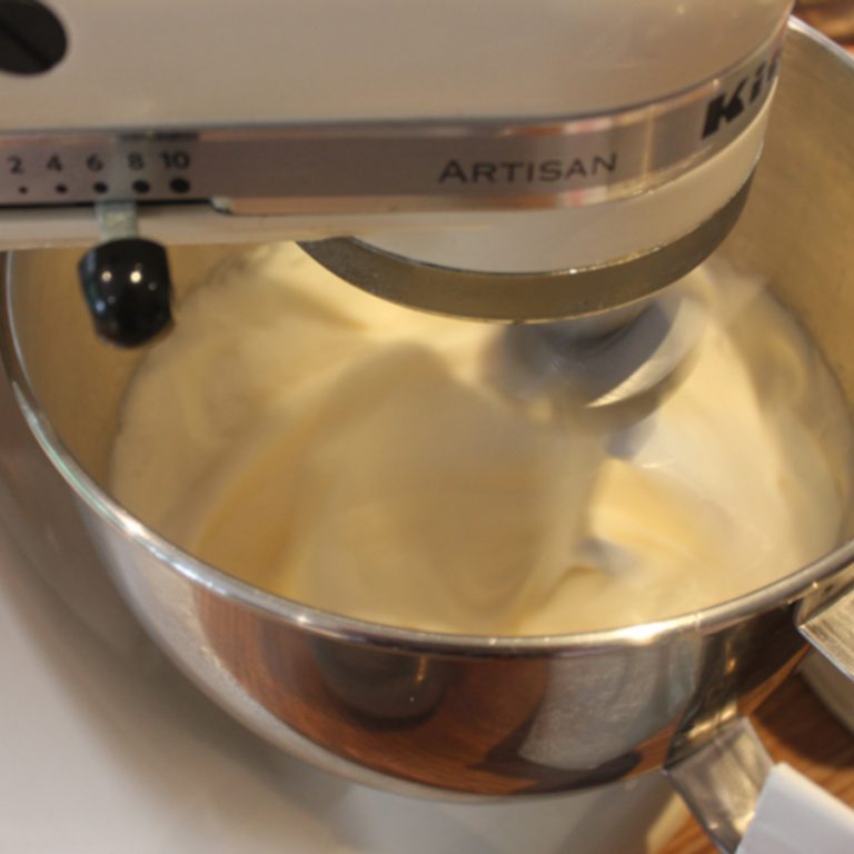 Read more about the article BAKING EQUIPMENT BASICS: EVERYTHING YOU NEED TO KNOW