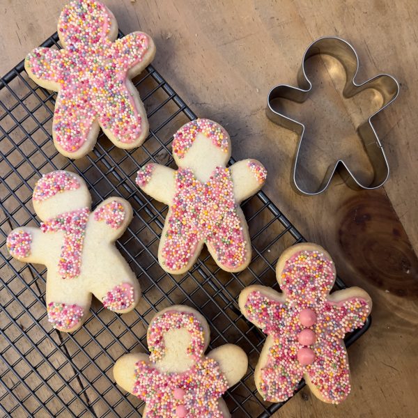 GINGERBREAD MAN BISCUIT CUTTER